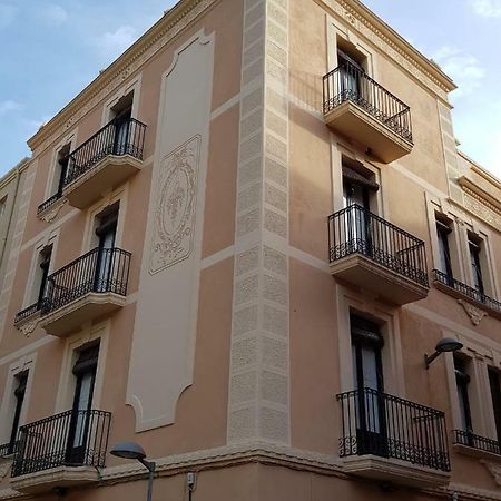 Apartamentos Nouvilas Portbou Extérieur photo