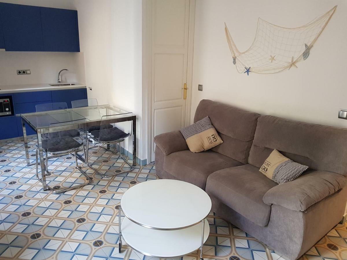 Apartamentos Nouvilas Portbou Extérieur photo