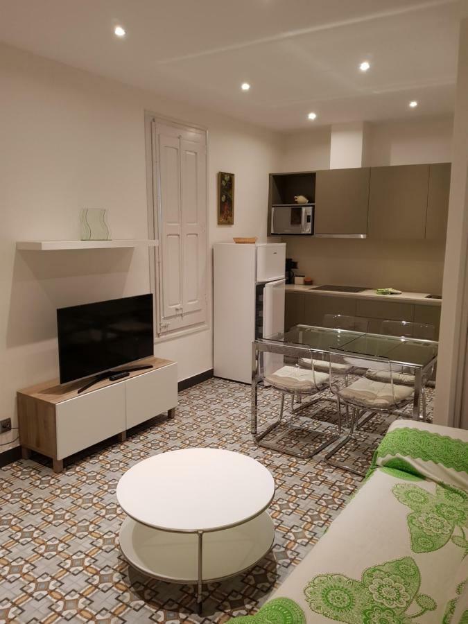 Apartamentos Nouvilas Portbou Extérieur photo